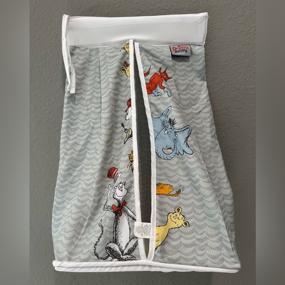 Dr. Seuss Nursery Diaper Holder EUC Cat In The Hat 
Cute diaper storage